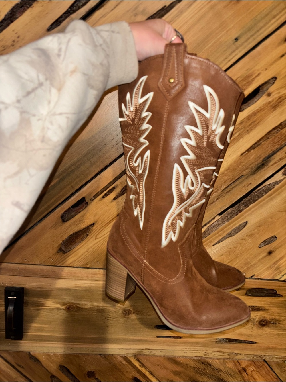 MIA Brown Western Embroidered Heel Boots